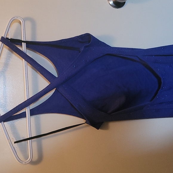 Stunning blue backless formal floor length dress 9/10 - Picture 3 of 5